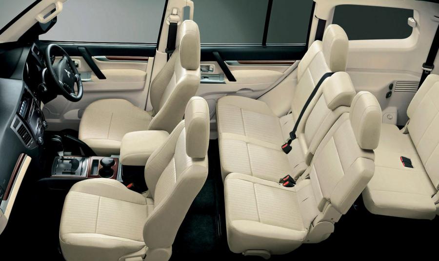  Mitsubishi Pajero 5-Door 2014 года  (JP) (фото 18 из 23)